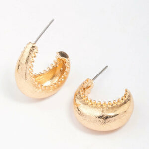 Cross Hatched Curved Huggie Hoop Earrings